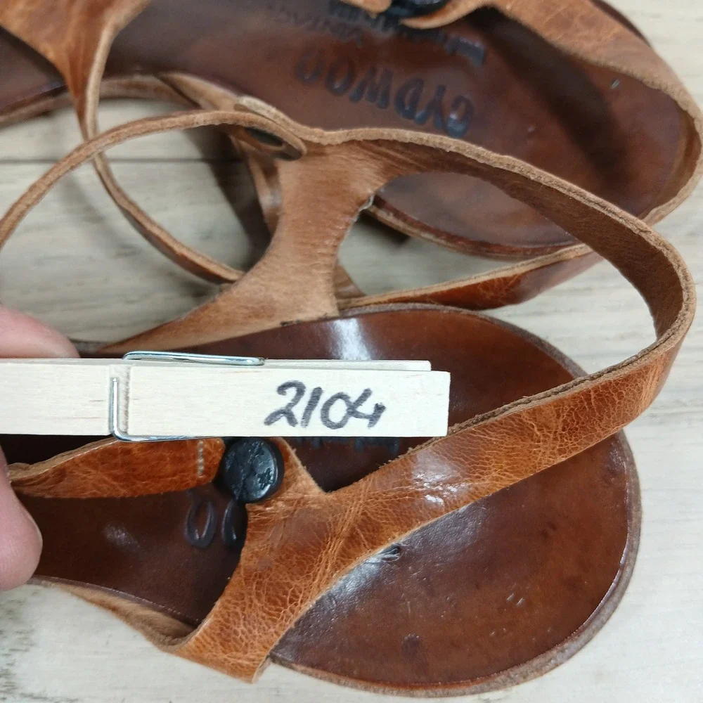 Cydwoq Sandals Women 9.5 Tan Leather Strappy Flat Slingback Vintage Boho Thong
